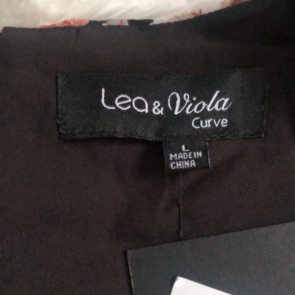 Lea & Viola Curve NWT Black Floral Wrap Dress 🌺 - Picture 6 of 11